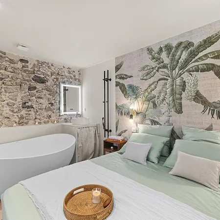 Romantic Suite- Within Walking Distance- Old * 앙티브